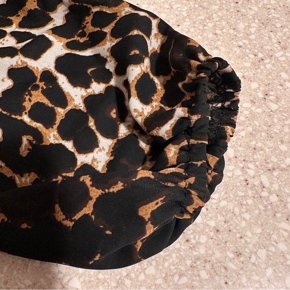 Joseph Ribkoff Leopard Wrap Top D Ring Balloon Sleeves Blouse Brown Size 6 Small - Picture 11 of 15